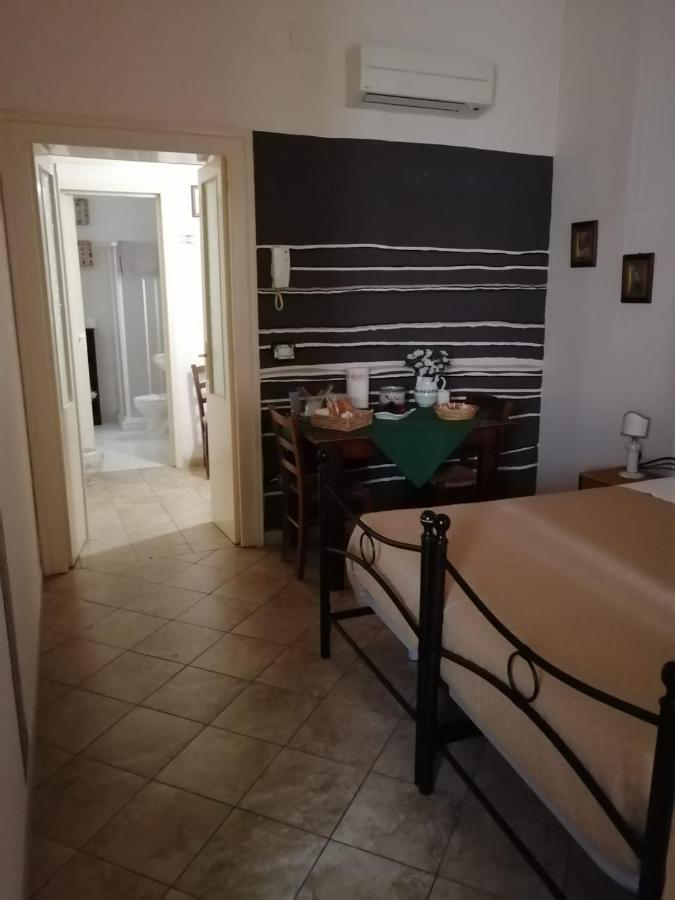 Il Tamburello Apartment Floridia Bagian luar foto